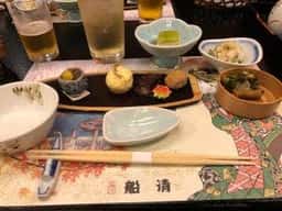 屋形船・クルーザー 船清