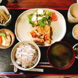 ごじんや