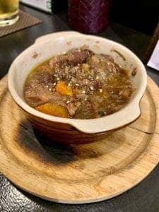 煮込みビストロ 笑う門