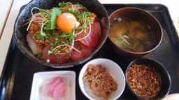 魚屋食堂 勝浦
