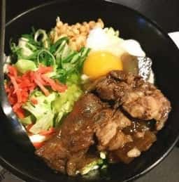 お好み焼き とらぢゅう 新宿歌舞伎町店