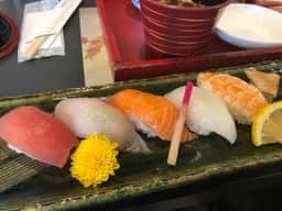 柿の葉寿司ヤマト 橋本店