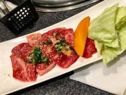 炭火焼肉 梨洞