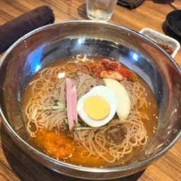 本場ビビンバ 栄香苑