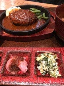 洋食 あじと