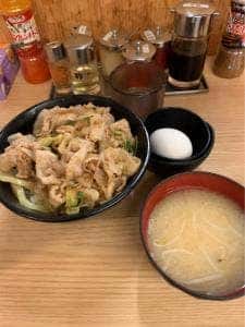 伝説のすた丼屋 堀之内店