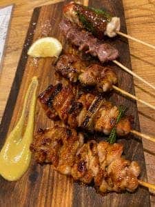 炭火焼とり あいだ