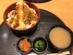 魚鮮水産 越谷東口店