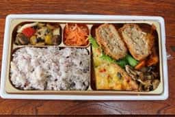 harvest deli produced by QUEEN’S ISETAN