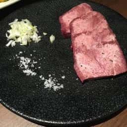 黒毛和牛焼肉 ITADAKI 馬車道