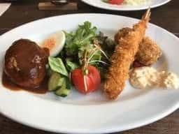 洋食屋 アターブル