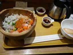 こめらく ニッポンのお茶漬け日和。 ペリエ千葉エキナカ店