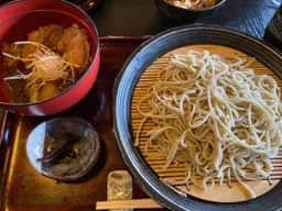 石臼挽き手打ち十割そば 温川