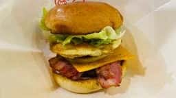 佐世保バーガー BigMan エレナ大塔店