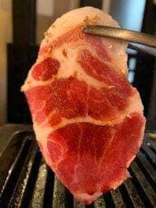 ぶたさまよよぎ