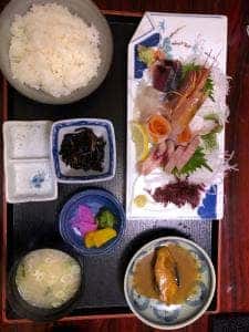 磯料理 朴亭
