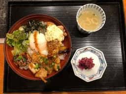 地鶏や 横浜ポルタ店