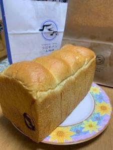 天然酵母の食パン専門店 つばめパン＆Milk