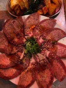 ホルモンカモメ 南島店