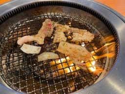 安楽亭 浦和三室店