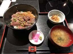 食彩料理 やま咲