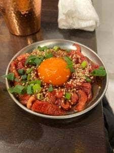 ヤキニクぼんず 女子大店