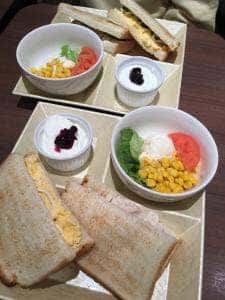 カフェ・ド・クリエ 立川北口大通り店