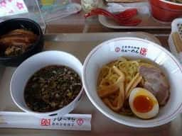 祇園らぁ～めん京 三井アウトレットパーク 滋賀竜王店