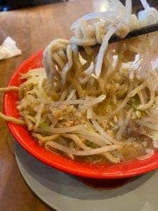 ぶた金ラーメン