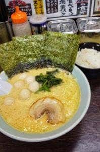 横浜家系ラーメン厚木インター魂心家