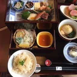 日本料理 雲海