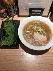 片瀬商店