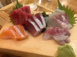 海鮮屋台おくまん 姪浜店