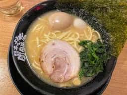 横浜家系ラーメン 町田商店 浦和店