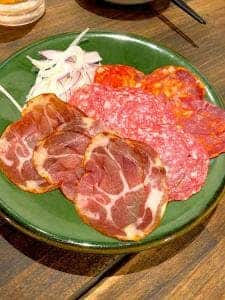 六甲バル マウンテン