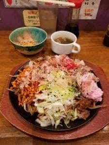 焼きそばは飲み物。 池袋東口店