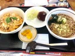 山田うどん 東久留米南店