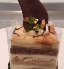 パティスリーオキナワ シュエット 本店