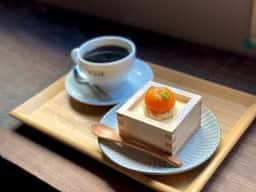 KAYA cafe 神戸もとまち店