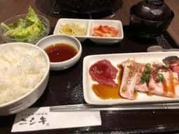 炭火和牛一頭焼肉 錦