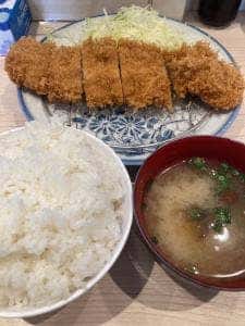 とんかつ まるに