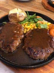 BUZZ’s GRILL ハンバーグ&ビア