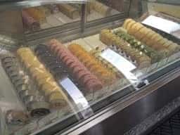 ロールケーキ工房クルル