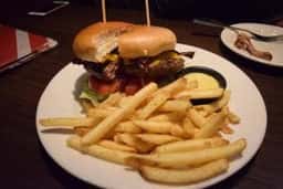 TGI FRIDAYS 上野中央通り店