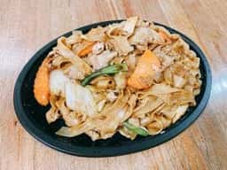 本格タイ料理バル プアン 学芸大学店