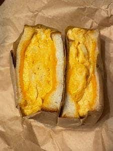 天然酵母の食パン専門店 つばめパン＆Milk