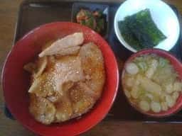 焼肉ダイニングかもめ食堂大楽毛店