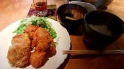 夜更けの人々