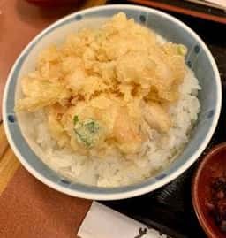 天ぷら つな八 上大岡店