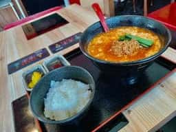 博多辛麺 鶴 商店